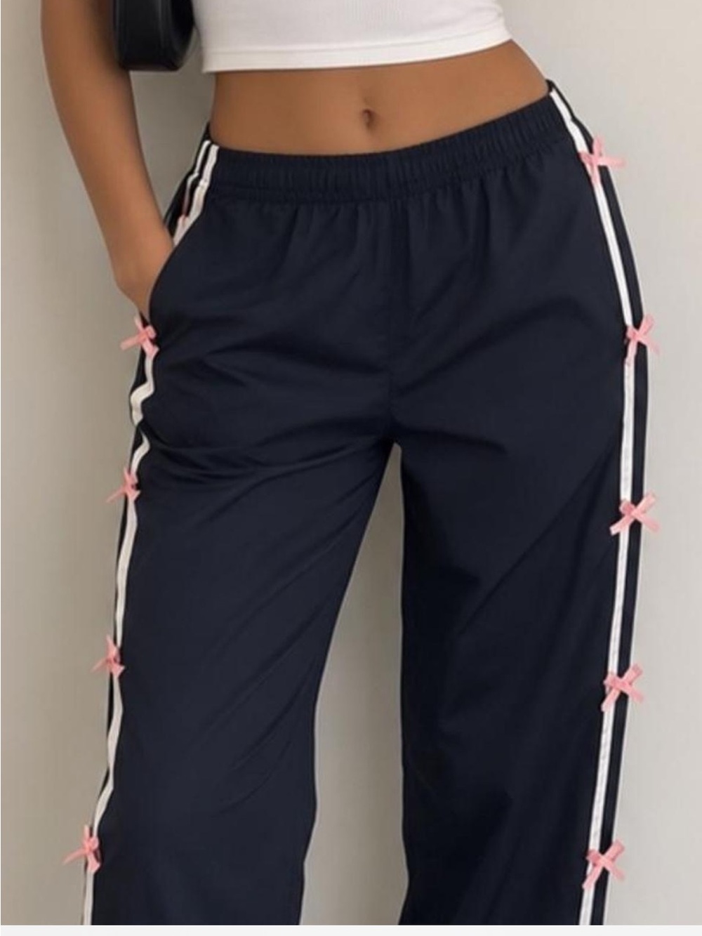 Edikted Navy Bow Stripe Track Pants – Women’s Small – NWT